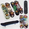 Скейт деревянный S 00675 (6) 6 видов, колеса PU, диаметр 5.5 cм, подшипники ABEC-7, подвеска – алюминий, амортизатор PU, в сумке Скейт деревянный S 00675 (6) 6 видов, колеса PU, диаметр 5.5 cм, подшипники ABEC-7, подвеска – алюминий, амортизатор PU, в сумке