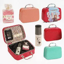 Набір косметики 768-60 (60/2) 3 кольори, у валізі, ВИДАЄТЬСЯ ТІЛЬКИ МІКС ВИДІВ Набір косметики 768-60 (60/2) 3 кольори, у валізі, ВИДАЄТЬСЯ ТІЛЬКИ МІКС ВИДІВ