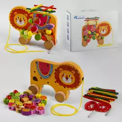 Ігровий центр С 48173 (36) "Левеня", дерев’яний, каталка, шнурівка, брусочки, в коробці Ігровий центр С 48173 (36) "Левеня", дерев’яний, каталка, шнурівка, брусочки, в коробці