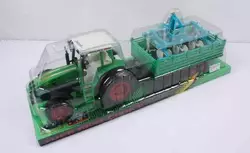 Трактор 0488-115 /114/106 (36/2) довжина 24 см, інерція, знімний причіп, навісне обладнання, пластикові колеса з протектором, в слюді Трактор 0488-115 /114/106 (36/2) довжина 24 см, інерція, знімний причіп, навісне обладнання, пластикові колеса з протектором, в слюді