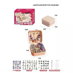 Набір прикрас 5568-3 C (36) 66 деталей, текстильна шкатулка, 2 види шармів, основи для прикрас, металеві підвіски, в коробці Набір прикрас 5568-3 C (36) 66 деталей, текстильна шкатулка, 2 види шармів, основи для прикрас, металеві підвіски, в коробці