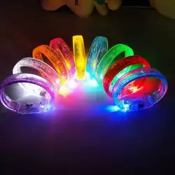 Браслет C 73482 (30) ЦІНА ЗА 40 ШТУК В БЛОЦІ, діаметр - 6 см, підсвічування, в коробці Браслет C 73482 (30) ЦІНА ЗА 40 ШТУК В БЛОЦІ, діаметр - 6 см, підсвічування, в коробці